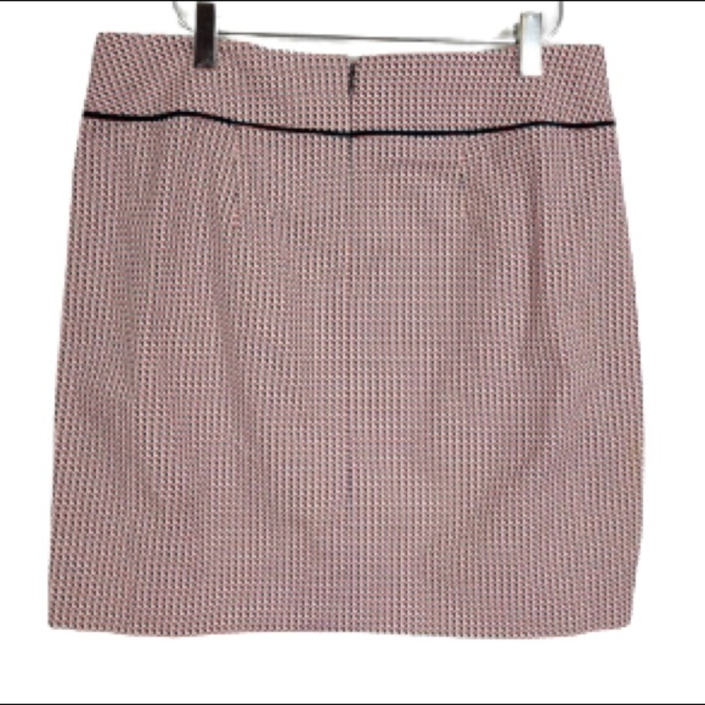 Ann Taylor geometric pattern red white blue pencil skirt size 10 - Picture 2 of 4